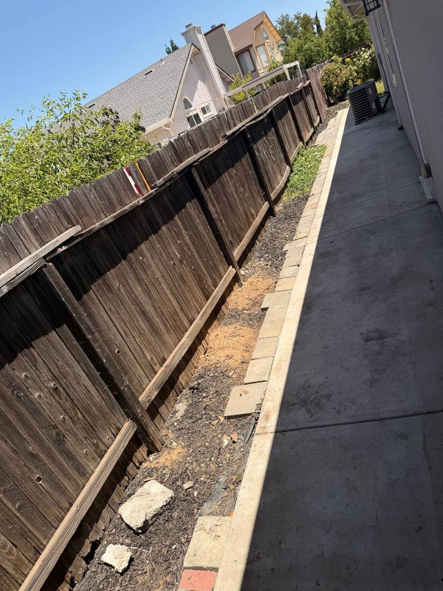 After MZM junk removal — Walkway Cleanout — Roseville, CA